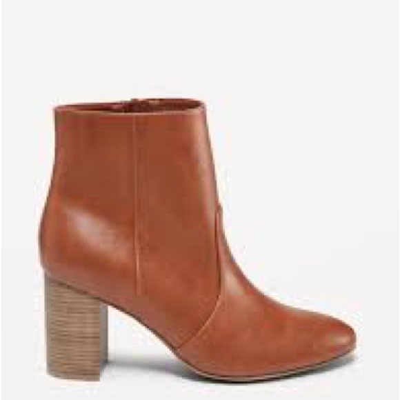 Old Navy EUC Faux Leather Block Heel Ankle Boots | Size 9 | Color Cognac Brown - Picture 2 of 7
